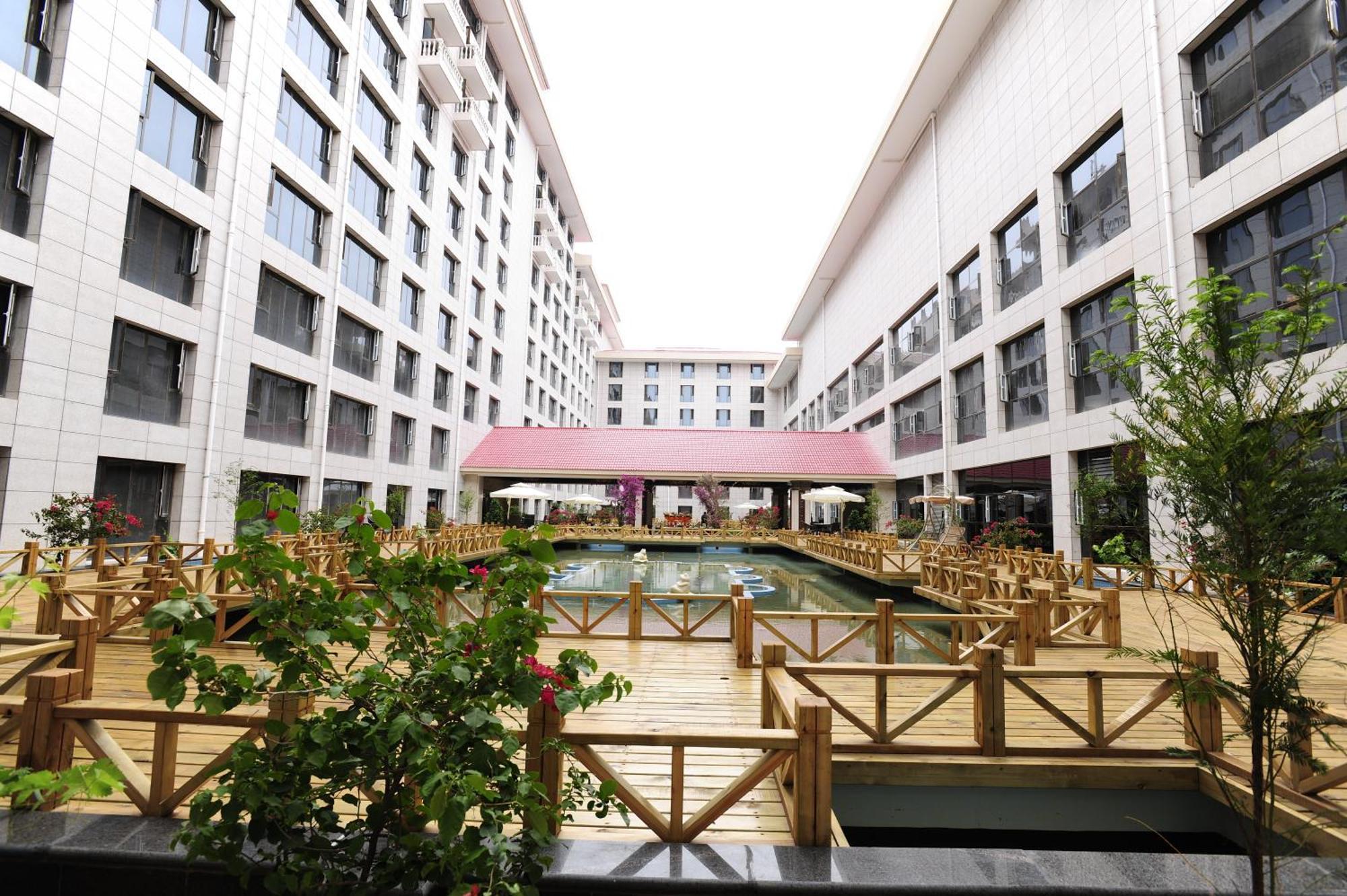 Yinruilin International Hotel Куньмин Экстерьер фото